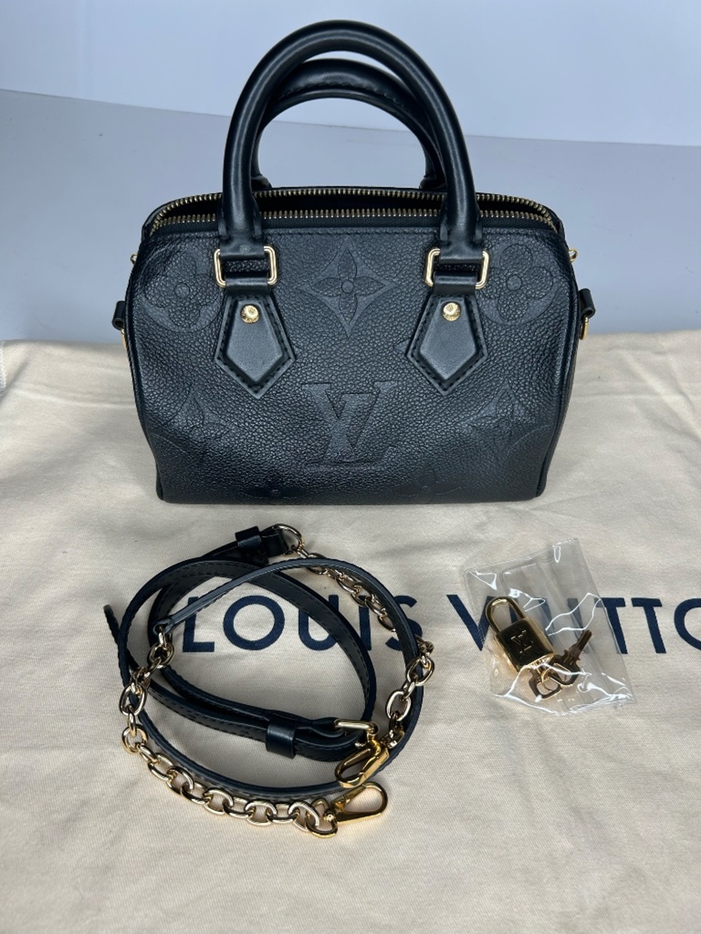 Pre Owned Louis Vuitton Speedy Bandoulière 20